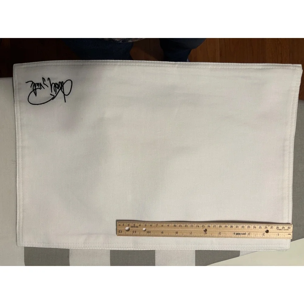 Set of 4 White Cotton Placemats and Napkins with Embroidered‎ Signature NEW